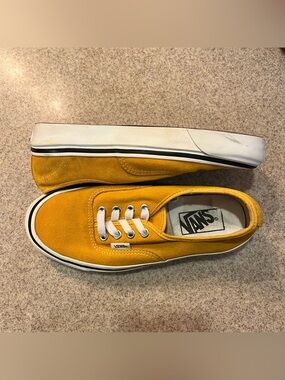 Classic Vans “Style 44”